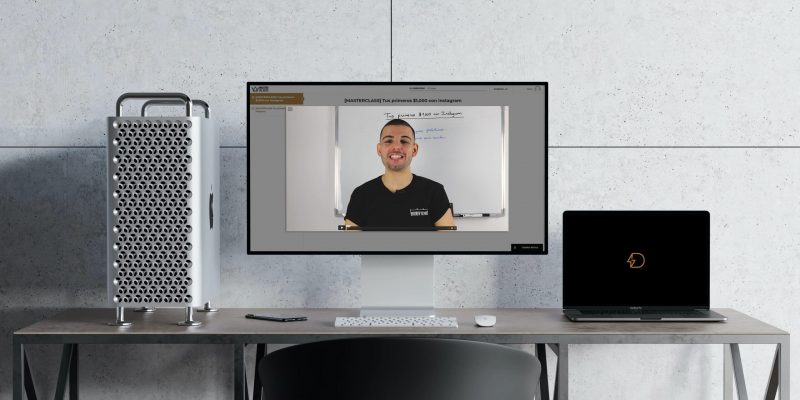 smartmockups_kmada35h smartmockups_kmada35h